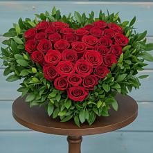 Цветочная композиция из Розы в виде сердца в Рассказово