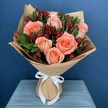 Букет цветов из:  Розы и Альстромерии #REPLACE_PRED# Рассказово
