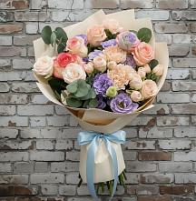 Букет цветов из:  Розы, Лизиантусы и Гвоздики в Рассказово