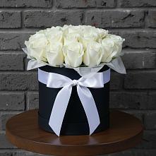 Цветочная композиция из Розы в шляпной коробке в Рассказово