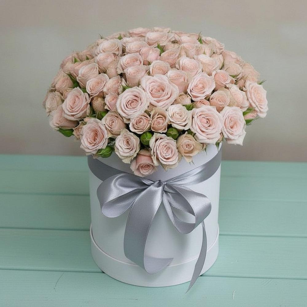 Цветочная композиция из Розы в шляпной коробке в Рассказово